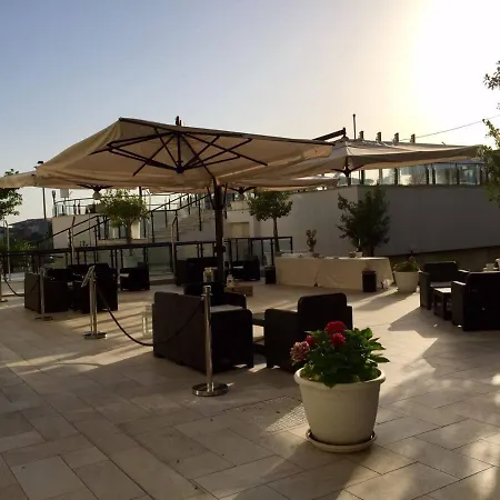 Hotel 4 Cannizzaro
